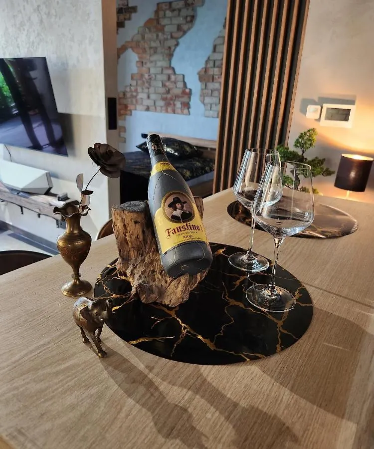 Apartment Luxury Vistula Old Town Apartments: Spa, Sauna & Pool Retreat Krakow